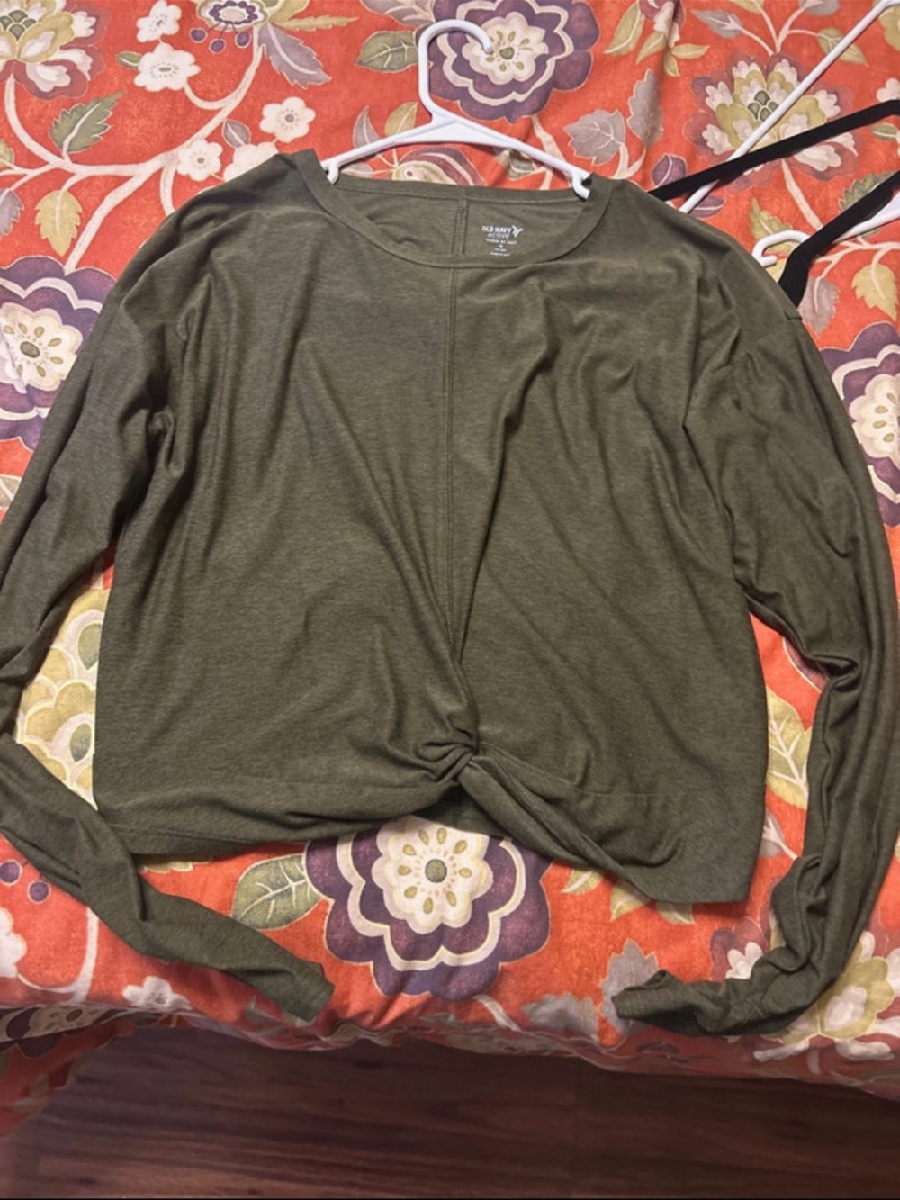 Old Navy Olive Green Long-Sleeve Twist-Front Tee